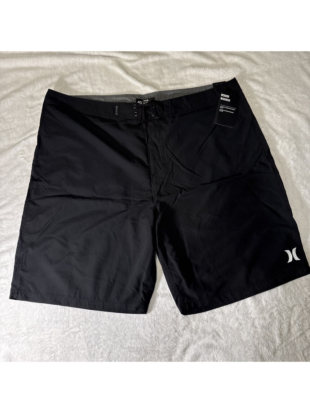 NEW (with tags) Hurley Men's Black 21” Length Shorts. Size 40.  (2014)